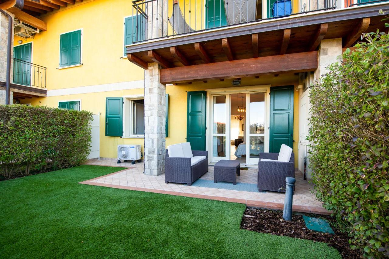 Lago Di Garda A 300M - House In Manerba มาแนร์บา เดล การ์ดา ภายนอก รูปภาพ
