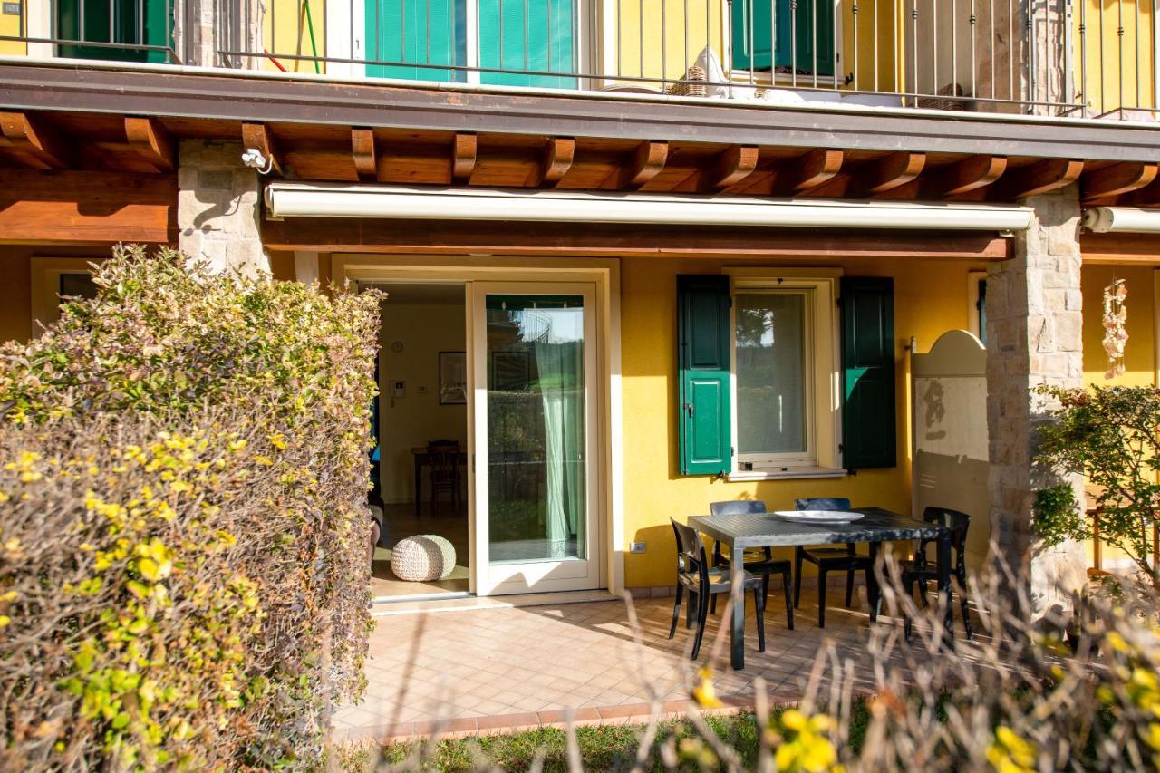 Lago Di Garda A 300M - House In Manerba มาแนร์บา เดล การ์ดา ภายนอก รูปภาพ